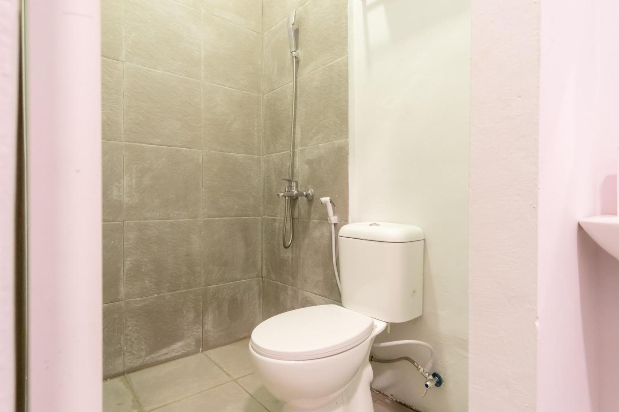 Hotel O Metropolitan Homestay Near Komplek Asia Megamas Medan Eksteriør bilde